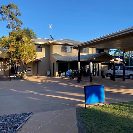 The Palms Motel Чинчилла Экстерьер фото